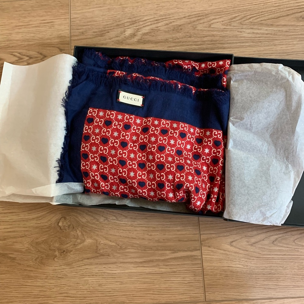 Gucci Red and Blue Scarf